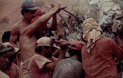 Revista Manchete 1993 - requeiros_02.jpg