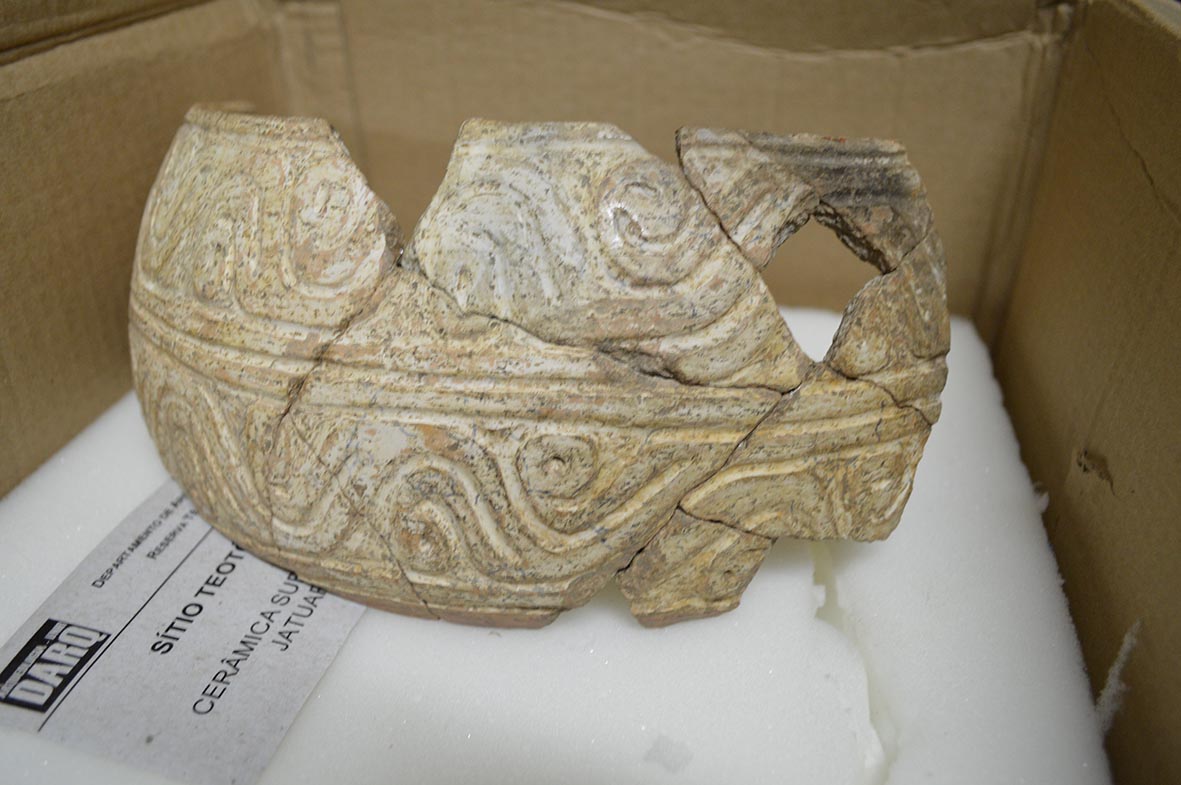 ceramica teotônio.jpg