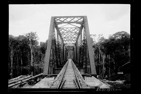 1266 - Ponte_sobre_o_Rio_Jaci-Paraná_-_,_Acervo_do_Museu_Paulista_da_USP.jpg