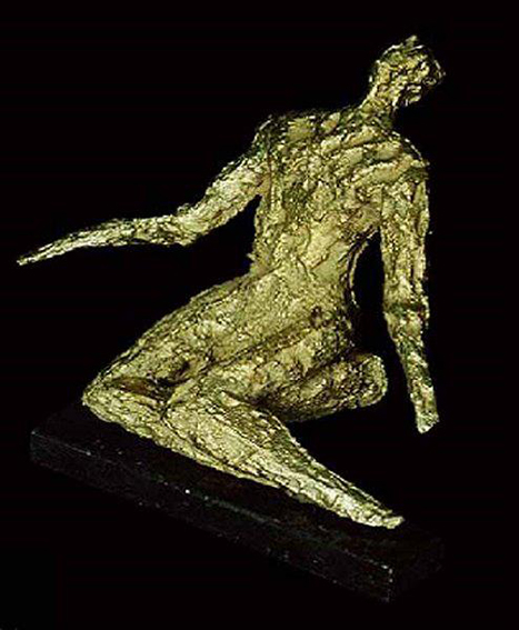 1998 - Figura - escultura em bronze.jpg