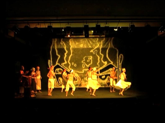 2004 - Expressão Negra 05 - Dança.jpg