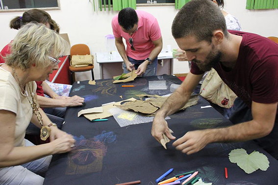 25 - com gis de cera.jpg