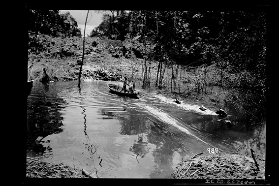 989 - Homens_Pescando_em_Igarapé_-_,_Acervo_do_Museu_Paulista_da_USP.jpg