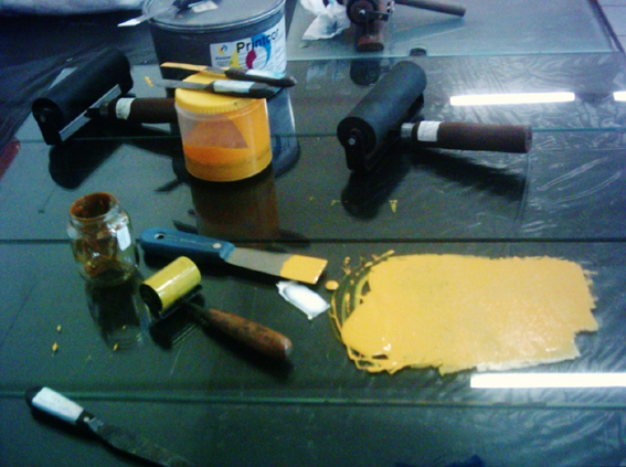 8 -Preparando a tinta.JPG