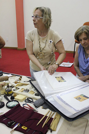 15 - mini gravuras que participaram da The 2nd International Miniature Print Exhibition – Biennial – Seul - Coréa. 1982..jpg