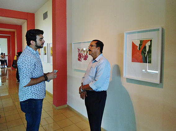 26 - a direita o Presidente da ARL  Sr.William Haverly.JPG